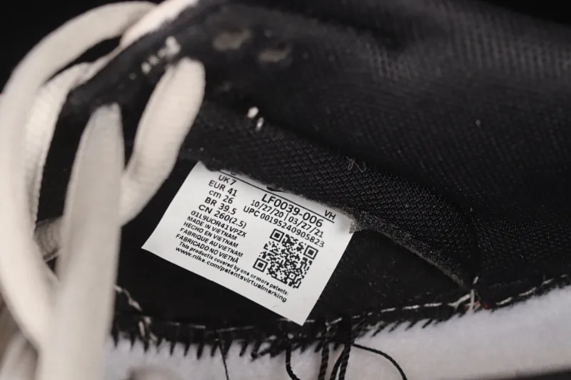 All Categories Nk SB Dunk Series Nk SB Dunk Low Low-top sneakers F version Otomo Katsuhiro x NK SB Dunk Low "Steamboy OST" Otomo Katsuhiro co-branded SB low-top sports and leisure sneakers LF0039-006